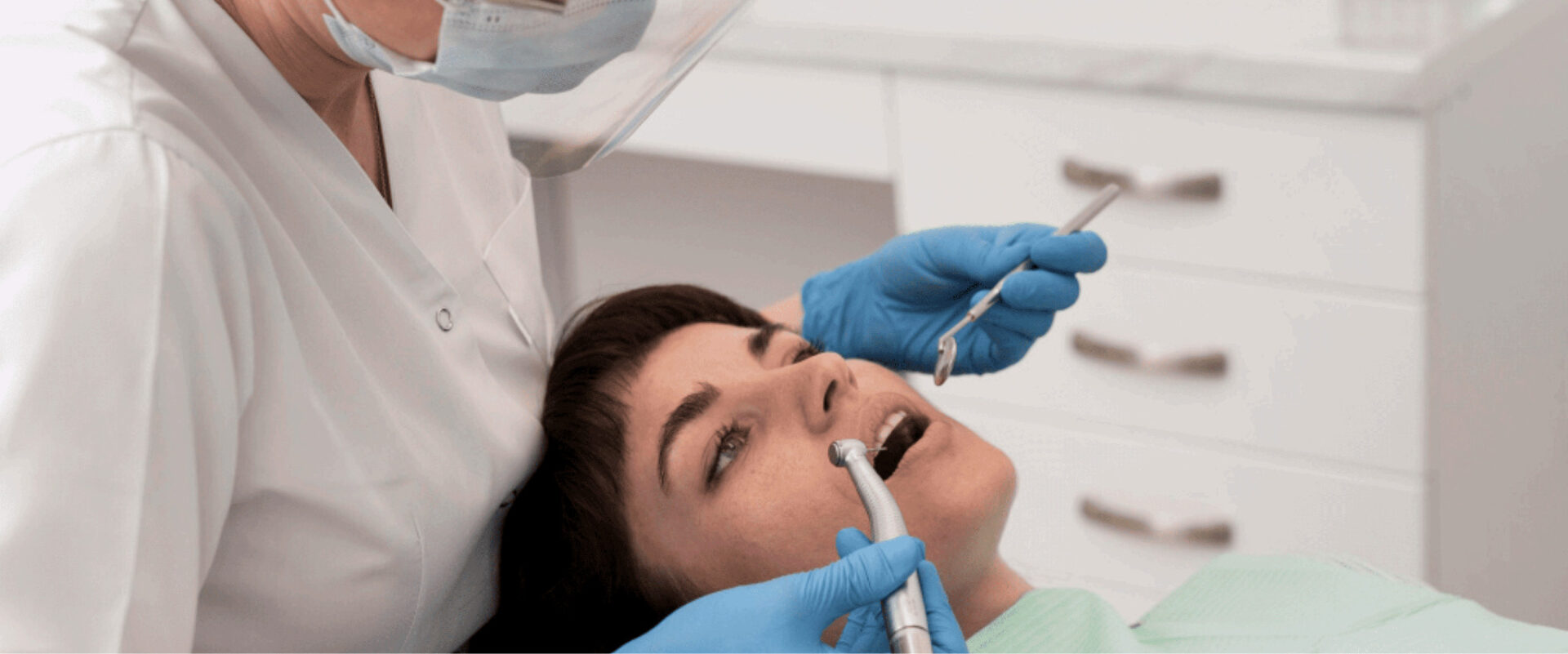 a-women-getting-root-canal-treatment