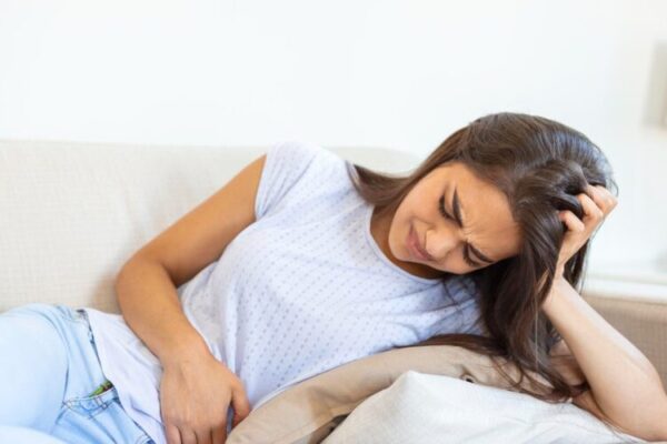 Appendicitis Symptoms Diagnosis Treatment Featured Image