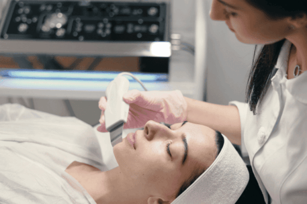 non-invasive aesthetic procedure non-invasive aesthetic procedure